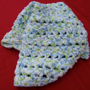 Easy Beginner Crochet Seed Stitch Baby Blanket Pattern by www.itchinforsomestitchin.com